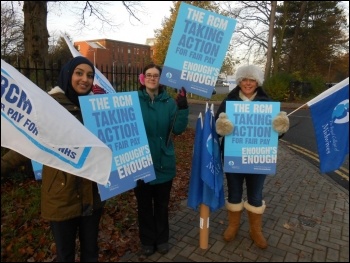 On strike outside Leicester General Hospital, 24.11.14, photo by Michael Barker On strike outside Leicester General Hospital, 24.11.14, photo by Michael Barker