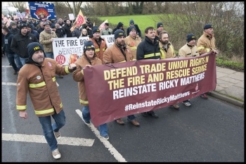 FBU national demo in Aylesbury to reinstate Ricky Matthews, 9.12.14, photo Paul Mattsson