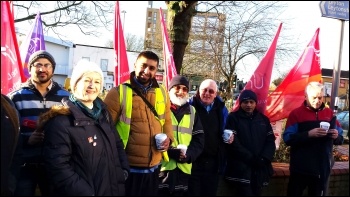 Suzanne Muna at Leyton garage, Unite London bus strike, 13.1.15