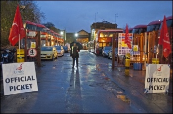 Clapton bus garage, 13.1.15, photo by Paul Mattsson