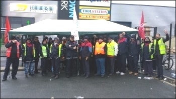 West Ham bus garage, picket on 5.2.15, photo by R Williams