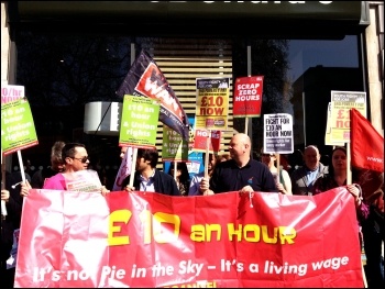 Outside McDonalds, Marble Arch, 15.4.15 Outside McDonalds, Marble Arch, 15.4.15