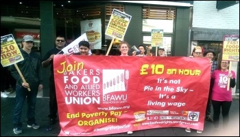 Protest outside McDonalds in  Leicester, 15.4.15
