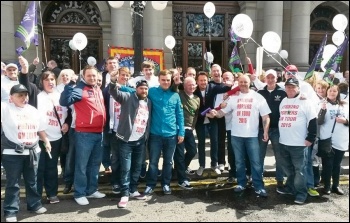 Dundee porters demonstrating in Glasgow with homeless caseworkers, photo by Philip Stott