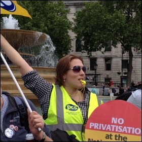 PCS rally in support of National Gallery strikers, 30.5.15, photo J Beishon