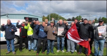 Kone strikers, Gateshead, June 2015, photo Elaine Brunskill Kone strikers, Gateshead, June 2015, photo Elaine Brunskill