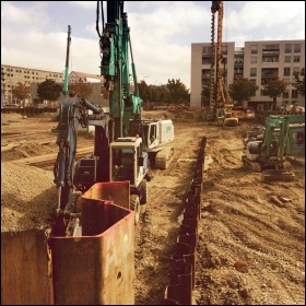 Fracking shale oil gas extraction digging construction excavation Casey Hugelfink (Creatvie Commons), photo Casey Hugelfink (Creatvie Commons)