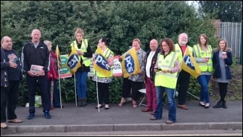 PCS pickets at Swansea DVLA contact centre, 29.8.15