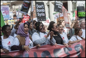 Solidarity with refugees, marching in London on 12.9.15, photo by Paul Mattsson