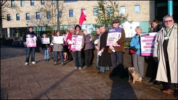 Bradford College, UCU strike, 10.11.15, photo Iain Dalton