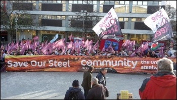 Steel workers march in Sheffield, November 2015, photo Sam Morecroft