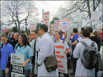 Doctors demonstrate March 2007, photo Naomi Byron