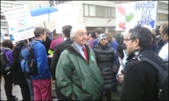 Dennis Skinner MP visiting the picket line at St Thomas', photo by Bill Mullins