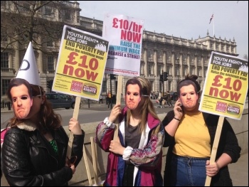 Demanding £10 an hour minimum wage, Downing St, 1.4.16, photo by Sarah Wrack