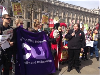 Ian Hodson, BFAWU, addressing protesters outside Downing St, 1.4.16, photo Sarah Wrack