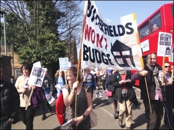 Butterfield tenants & supporters, 2.4.16, photo Sarah Wrack