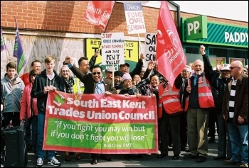 Save Pent Valley school, demo on 2.4.16, photo by Pete Fry