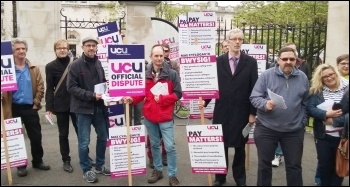 UCU strike, 25.5.16, Cardiff, photo Dave Reid