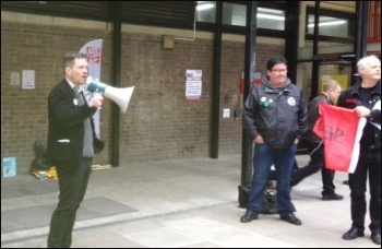 UCU strike 25.5.16, London, Chris Flood speaking, photo by Paula Mitchell