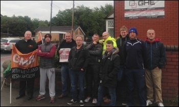 Reland picket line photo Andy Ford