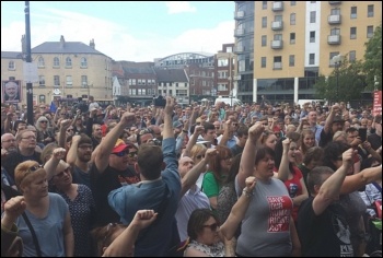 3,000 people rallied for Jeremy Corbyn in Hull, 30.7.16, photo by Michael Hurst