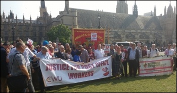 Striking Post Office workers lobby parliament, 15.9.16, photo by Scott Jones