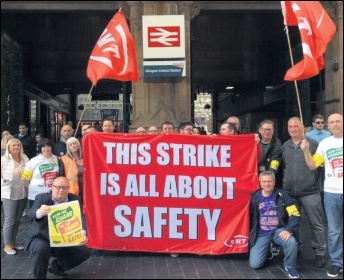 RMT picket line in Glasgow, photo by Socialist Party Scotland