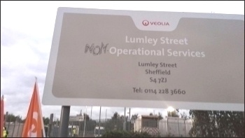 Sheffield Veolia strike, 5.10.16, photo by Alistair Tice