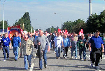 Lindsey Oil Refinery construction workers strike, photo Sean Figg