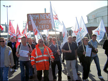 Lindsey Oil Refinery construction workers strike, photo Sean Figg