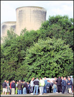 Fiddlers Ferry workers strike in solidarity with Lindsey Oil Refinery Construction workers, photo The Socialist