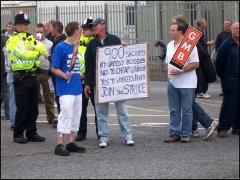 Lindsey Oil Refinery workers strike, photo Sean Figg