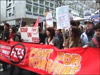 Students on the Campaign to Defeat Fees demo 25 February 2009, photo by Naomi Byron