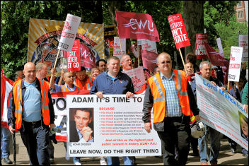 Postal workers demonstrate in London, photo by Paul Mattsson