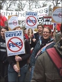 Socialist students campaigning against fees, photo Naomi Byron