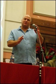 Bob Crow, general secretary of the Rail, Maritime and Transport workers union RMT, addresses Socialism 2009, photo Rob Emery