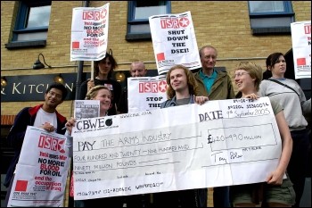 Socialist Party and ISR members protest at the 2003 arms fair in Docklands, east London, photo Paul Mattsson