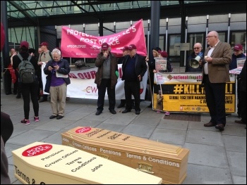 Post Office strike, London, 31.10.16, photo by Paula Mitchell