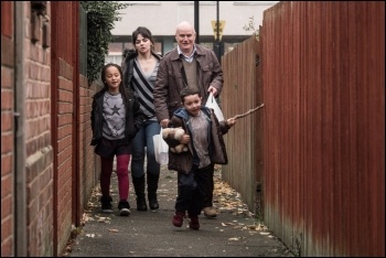 A heart attack forces Daniel Blake onto welfare