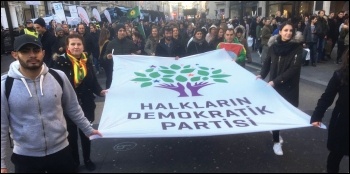 Protesters in London march against Erdogan's latest clampdown, 5.11.16, photo by Cédric Gérome