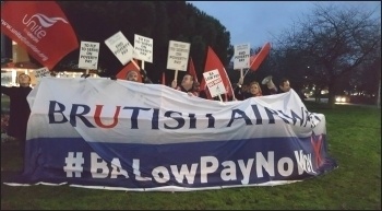 Picketers at Heathrow airport, 10.1.17, photo by Rob Williams