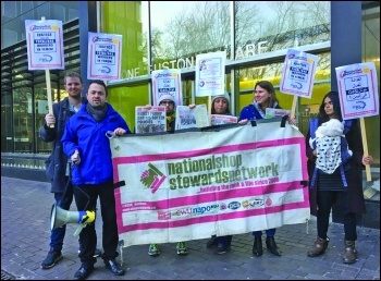 CWI members organised solidarity action for Yemen workers photo GG