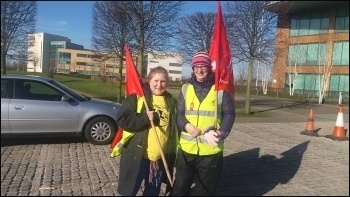 Fujitsu strike, Manchester, 24.3.17, photo by Becci Heagney