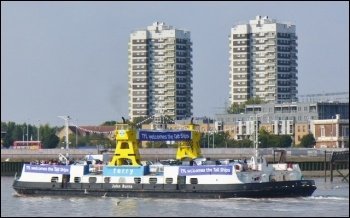 Woolwich ferry photo BL2002/CC