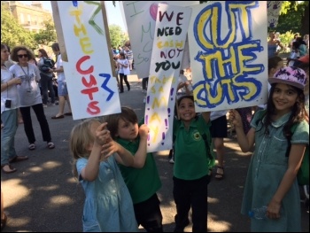 Hackney photo Brian Debus