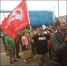 Socialist Party members join the counter-demonstration against the EDL in Liverpool. 3.6.17, photo by Liverpool Socialist Party Socialist Party members join the counter-demonstration against the EDL in Liverpool. 3.6.17, photo by Liverpool Socialist Party