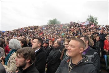 Huge crowd in Gateshead to hear Jeremy Corbyn speak on 5 June photo Elaine Brunskill Huge crowd in Gateshead to hear Jeremy Corbyn speak on 5 June photo Elaine Brunskill