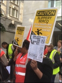 Barts trust strikers, July 2017, photo by Paula Mitchell