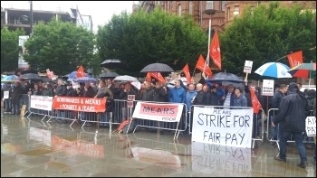 Mears strikers, photo by Becci Heagney