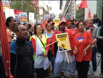 Outside Serco shareholders' meeting, 3.8.17, photo by JB